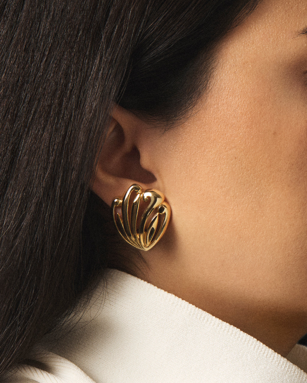 Vintage Sculptural Earrings in Gold-Tone