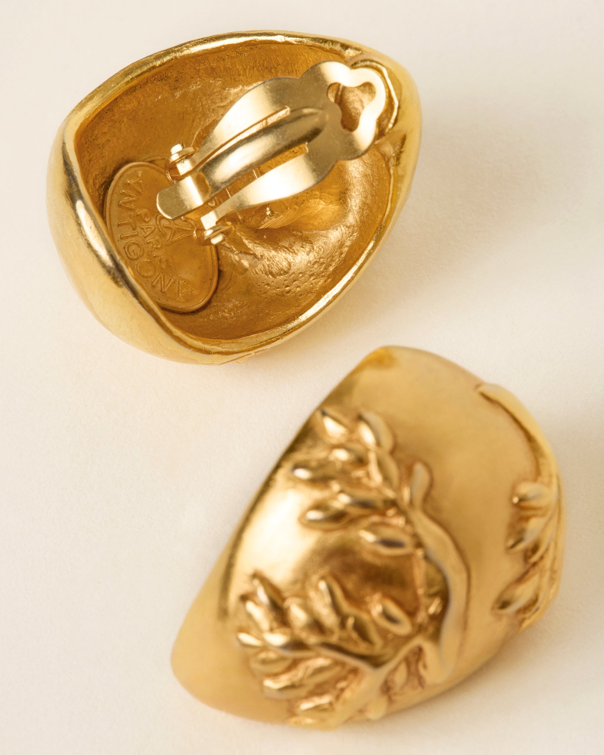 Antigona Paris Vintage C.1980s Earrings